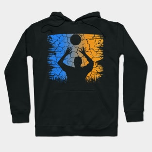 Travel back in time with beach volleyball - Retro Sunsets shirt featuring a player! Hoodie